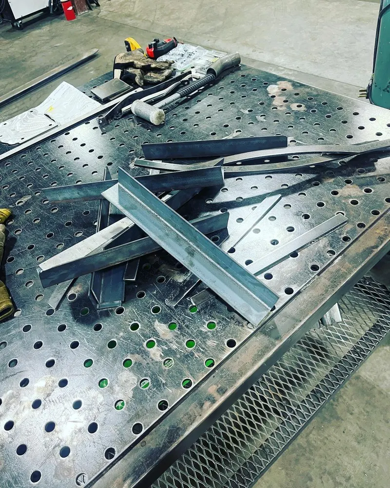 Metal gate and security fabrication